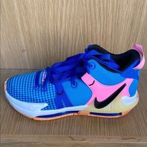 Nike LeBron Witness VII GS (Brand-New), Size 4.5